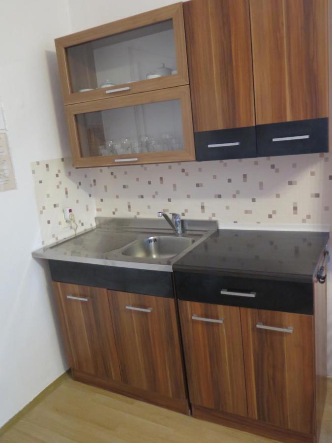 Apartman Hrubá Skála Exterior foto